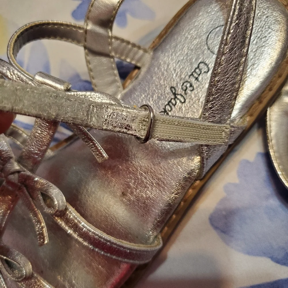 Cat & Jack Girls Silver Metallic Strappy Spring Summer Sandals 1